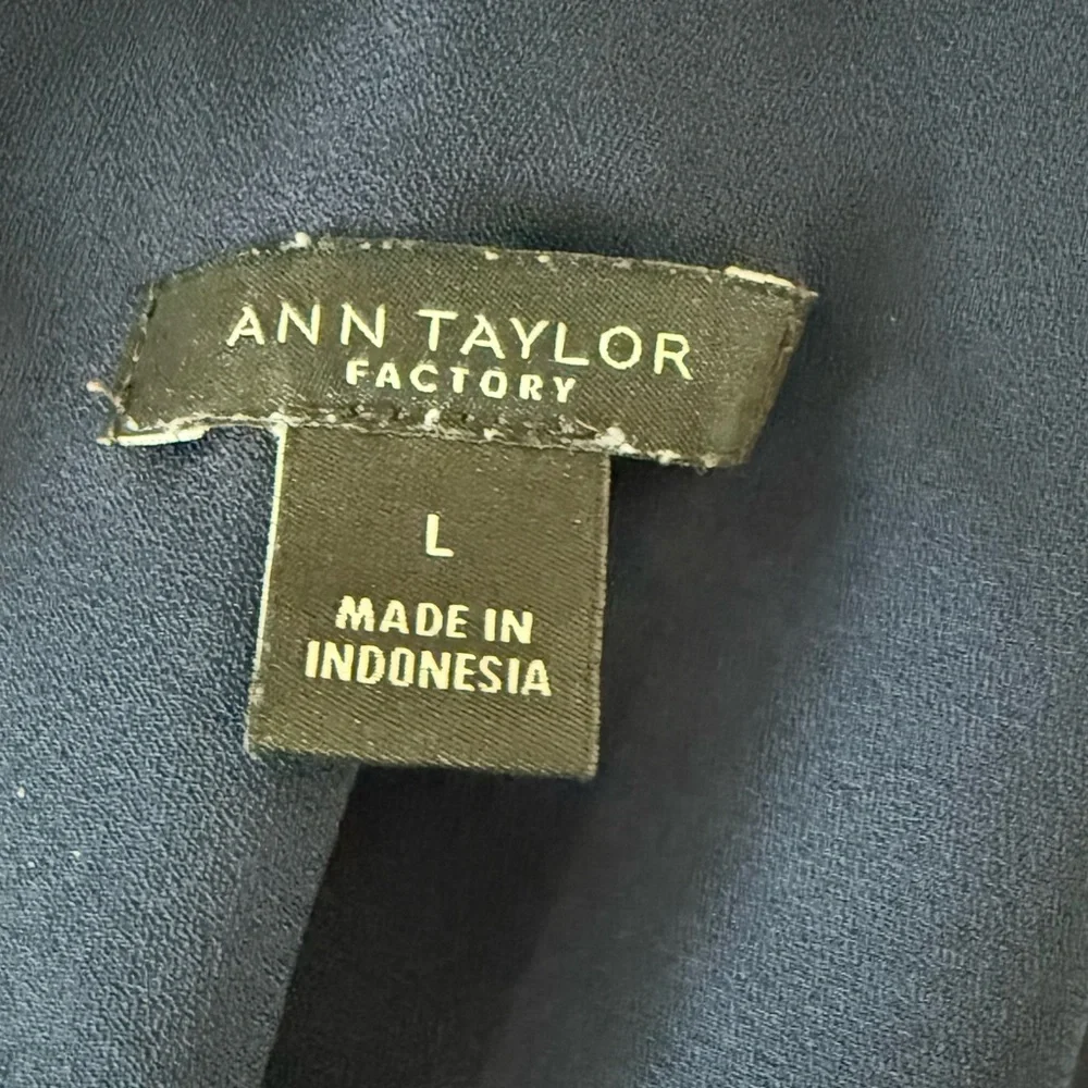 Ann Taylor Factory Large Blue Black White Striped Double Layered V-Neck Tank Top - Picture 2 of 4